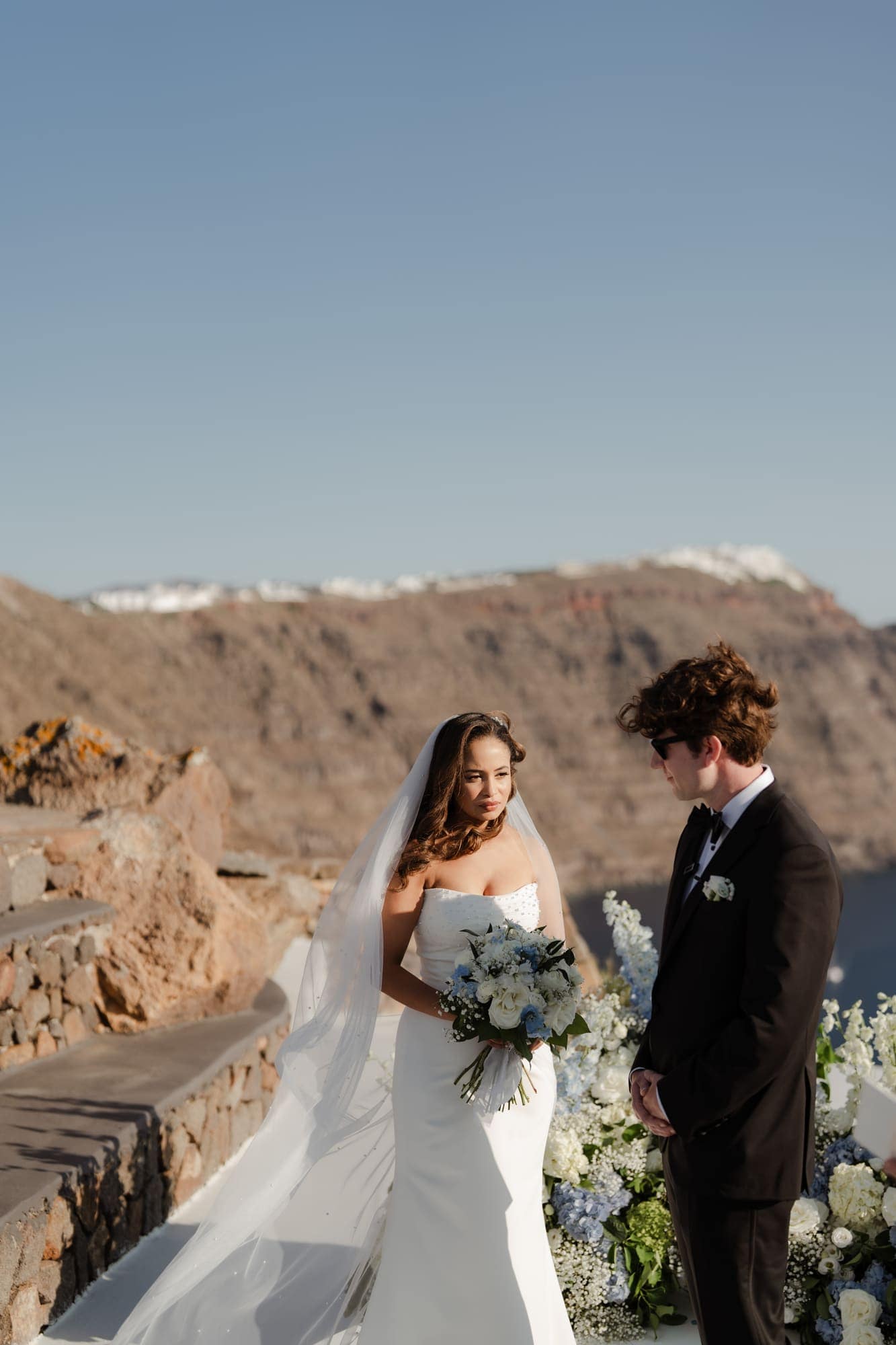 Tina & Kanon — intimate wedding in Santorini